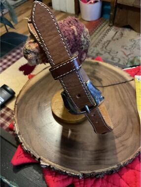 Lands End Handcrafted Beaded Leather Belt Size 25 Kids